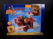 Chicken Run Rocky’s Flying Machine Figure Vehicle Playset Playmates 2000 L0923