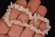 *RAINBOW MOONSTONE* Chip Bead Bracelet 11.5g Elastic Natural Healing Crystal