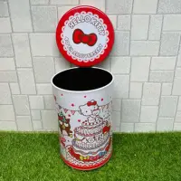 在飛比找蝦皮購物優惠-【268】現貨 三麗鷗日本鐵盒收納罐 糖果罐 鐵罐 造型可愛