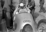 Achille Varzi, Auto Union C 1936 Motor Racing Old Photo 1