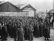 Ballarat, Victoria, pre 1920 Troops assembled in the Ballarat railyar Old Photo