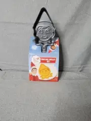 BRAND NEW Elf on the Shelf Pancake Skillet Set EXPIRED Pancake Mix