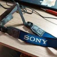 在飛比找蝦皮購物優惠-Sony 深藍色攝影機、數位相機專用背帶原廠公司貨