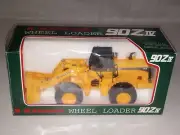 NEW IN BOX Kawasaki 1:48 Scale 90Z IV Front Loader MADE IN JAPAN