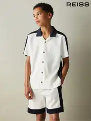 Reiss Optic White/Navy Castro 9-13 yrs Colourblock Plisse Cuban Collar Shirt (E67153) | $60