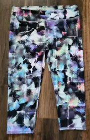New Fabletics Salar Capri Leggings Multicolor Floral Sz XL