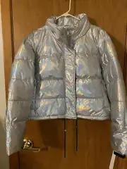 Aqua Puffer Jacket Silver XL with Front Zip & Snap Closure w/ Drawstring at Hem