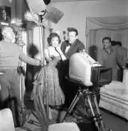 Orson Welles interviewing Gina Lollobrigida for a documentary 1958 OLD PHOTO 6
