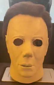 HALLOWEEN - MICHAEL MYERS 1978 MASK From Trick or Treat Studios