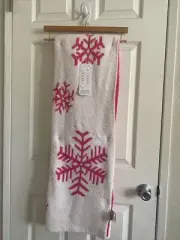 Nicole Miler Viral TikTok Pink Snowflake Blanket Halloween Homegoods TJMaxx