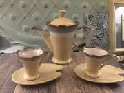 d'lusso Tea Set Teapot 2 Cups 2 Saucers Shaped Like Artist Palette Mid Mod Look