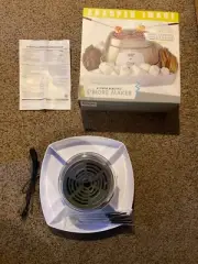 NIB SHARPER IMAGE Electric Tabletop S'mores Maker Kit, 6 Skewers & Serving Tray.