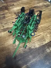 1/64 Custom Green 65ft Cultivator W/harrow Farm Toy