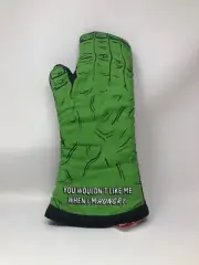 Hallmark / Marvel - Incredible Hulk Oven / Grilling Mitt & Spatula (see pic.)