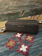 Michael Kors Giftables Medium Leather Pencil Make Up Case Brown
