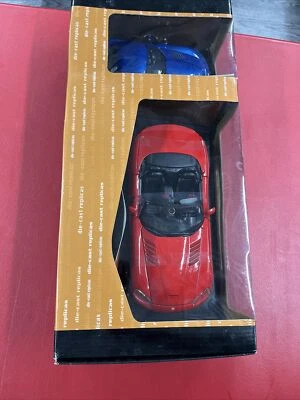 MotorMax 2004 Red Dodge Viper & 1/18 & Blue 1/24 #75152 Die-cast Sealed