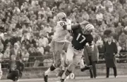 Green Bay Packers Willie Davis in action vs San Francisco 49ers QB- Old Photo