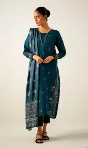 Stitched 3 Piece Embroidered Organza Suit (Zeenwomen Article)