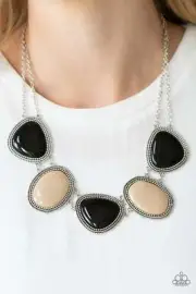 Viva la Vivid - Multi - Paparazzi Necklace & Earrings