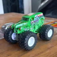 在飛比找蝦皮購物優惠-HOTWHEELS Monster JAM GRAVE DI