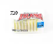 Daiwa Soft Lure Bait Junkie Minnow 2.5 Inch 8 per pack Oil Flash UV (2842)