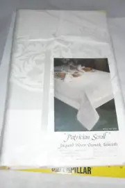 PATRICIAN SCROLL JACQUARD WOVEN DAMASK OBLONG TABLECLOTH 63"X84" CZECHOSLOVAKIA