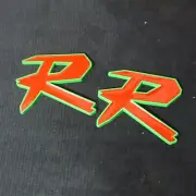 2x Matte Green R Glossy Red Metal Decal Badge Sticker Emblem Racing Turbo Engine (for: Renault)