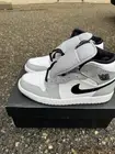 Nike Men's Air Jordan Retro I 1 Mid Light Smoke Grey Black 554724-092