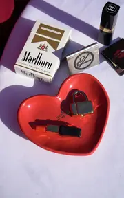 [The Rolling And The Stoned] Lovers Lock Ashtray