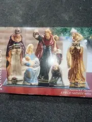 Kirkland’s 5 Piece Nativity Glazed Ceramic In box 089117 8.5"