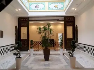 希倫帕爾姆套房飯店Heeren Palm Suites