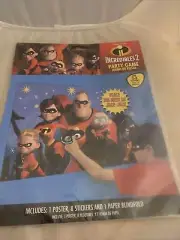Incredibles 2 Party Game: 1 Poster, 8 Stickers & 1 Paper Blindfold (NEW)
