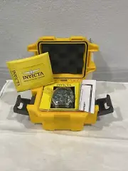 Invicta Pro Diver 15394 Chronograph Polyurethane Black Dial Men’s Watch
