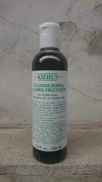 在飛比找Yahoo!奇摩拍賣優惠-KIEHL'S KIEHLS 契爾氏 小黃瓜植物精華化妝水2