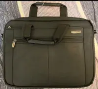 在飛比找Yahoo!奇摩拍賣優惠-（全新品特價）Samsonite  Classic 2 15