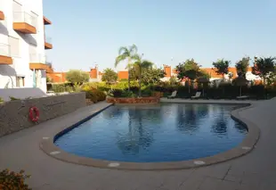 波爾蒂芒 2 房精彩湖景公寓飯店 - 附游泳池及陽台 - 離海灘 5 公里