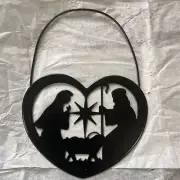 BABY IN MANGER HOLY FAMILY BLACK METAL SILHOUETTE HEART ORNAMENT CHRISTMAS NEW