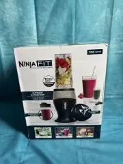 Ninja Fit Compact Personal Blender, 16oz Portable Blender with a 700-watt base