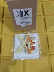 WN13-Enesco - Pooh & Friends - Magnetic Alphabet Letter "X"