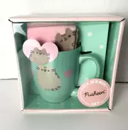 Pusheen The Cat Sock In A Mug Set 17oz Mug 1 Pair Of Crew Socks 1 Sticker New
