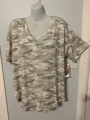 NWT Philosophy Camo Print Modal Stretchy V-Neck Top with Short Sleeve Size Med