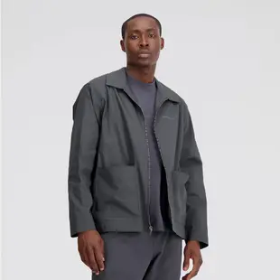 NEW BALANCE 外套 流行 鐵灰色 薄襯衫外套 男 AMJ33553ACK