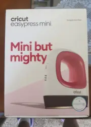 Cricut 2007468 Mini Heat Press for Vinyl Projects - Raspberry BRAND NEW