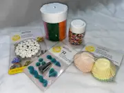 Wilton Set of 5 Bakeware Baking Cake Decorating Sprinkles Cupcake