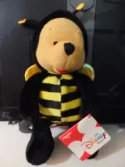 Especially for The Disney Store Bee Pooh 8- 9" bean bag plush figure-New-w/tag