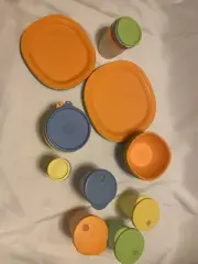 TUPPERWARE PICNIC SET, NEW NOT USED, BRIGHT COLORS PLATES, BOWLS AND CONTAINERS