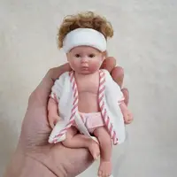 在飛比找蝦皮商城精選優惠-6英寸15cm全矽膠娃娃仿真重生嬰兒柔軟小寶寶迷你洋娃娃可換