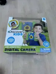Discovery Kids Green and Blue Digital Camera Stores 120 Photos / Video NEW