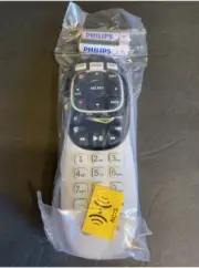 DirectTV RC73 IR/RF Universal Remote Genie Guide Authentic Genuine OEM New