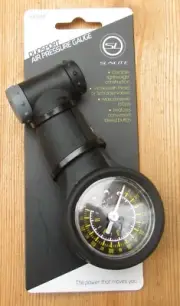 Sunlite Duo Sport Tire Pressure Gauge Presta/Schrader Valve Black 160 PSI Max
